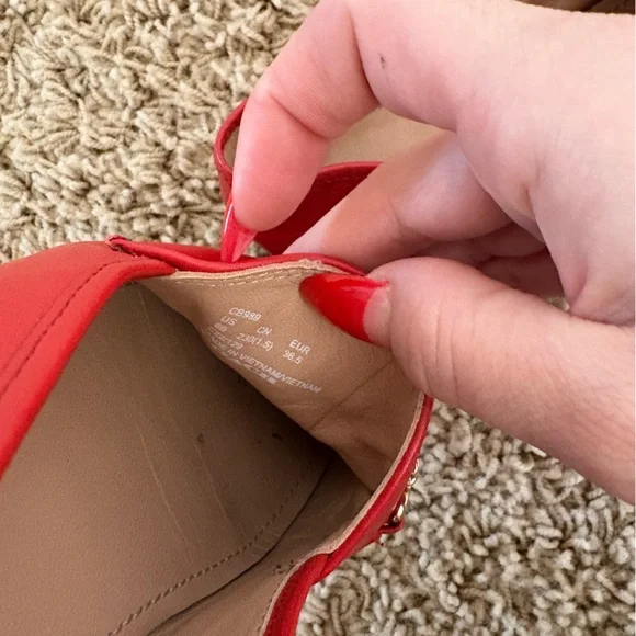 Coach Red Leather Loafers with Gold Chain - Picture 3 of 5